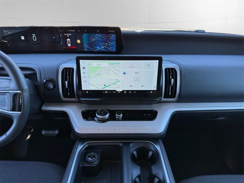 Used 2025 Ford Expedition Max Active image 11