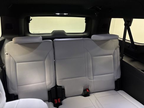 New 2026 Chevrolet Suburban Premier image 14