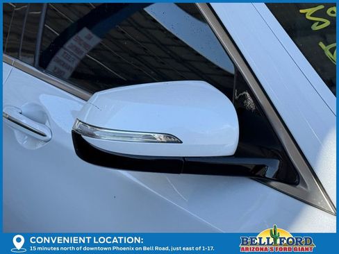 Used 2017 Genesis G80 3.8 RWD image 7