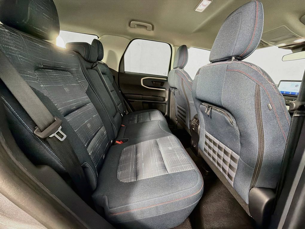 Used 2023 Ford Bronco Sport Heritage w/ Heritage Convenience Package AWD/4WD image 28