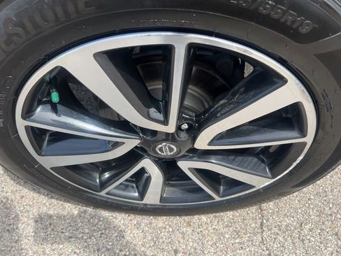 Used 2020 Nissan Rogue SL w/ Premium Package AWD/4WD image 46