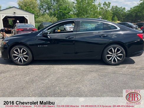 Used 2016 Chevrolet Malibu LT w/ Leather Package FWD image 4