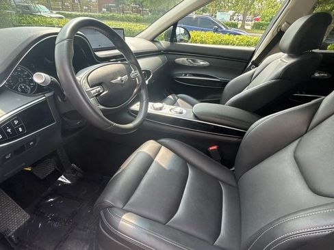 Used 2025 Genesis GV70 2.5T AWD/4WD image 12