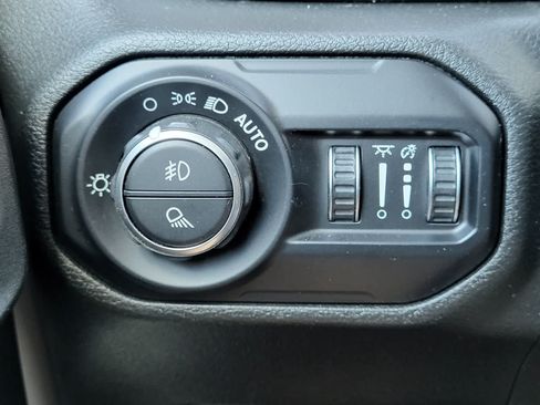 Used 2021 Jeep Gladiator Mojave AWD/4WD image 30