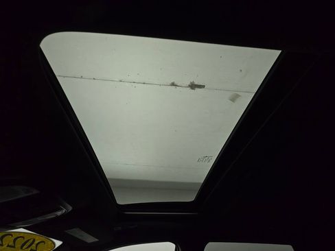 Used 2022 Jeep Grand Cherokee Laredo X image 6