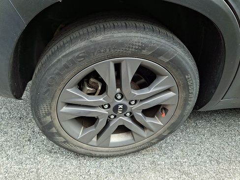 Used 2021 Kia Seltos S AWD/4WD image 11