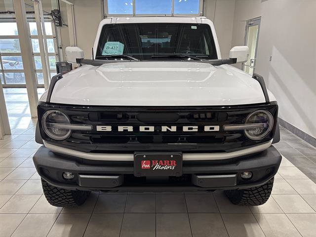 Used 2023 Ford Bronco Outer Banks w/ Sasquatch Package AWD/4WD image 6