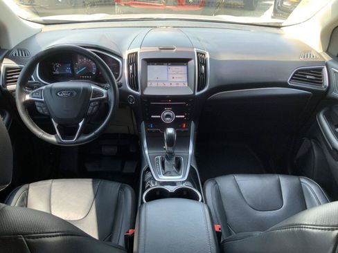 Used 2017 Ford Edge Titanium w/ Equipment Group 301A AWD/4WD image 54