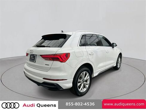 Certified 2022 Audi Q3 2.0T Premium image 4