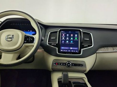 Certified 2023 Volvo XC90 B5 Plus w/ Protection Package Premier AWD/4WD image 24