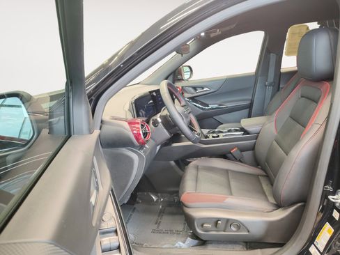 Used 2025 Chevrolet Equinox RS FWD image 24