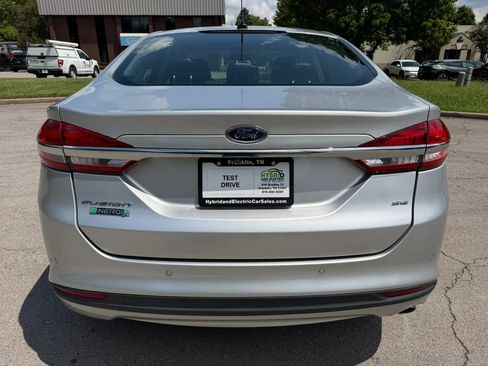 Used 2017 Ford Fusion Energi SE FWD image 9