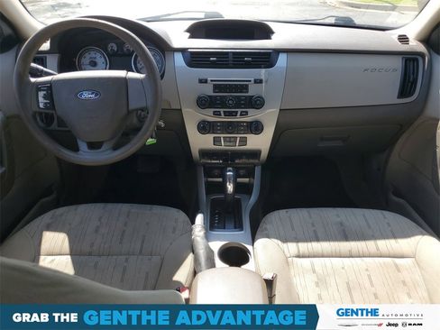 Used 2009 Ford Focus SE image 18