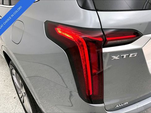 Used 2025 Cadillac XT6 Premium Luxury image 42