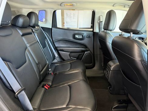 Used 2017 Jeep Compass Limited AWD/4WD image 28