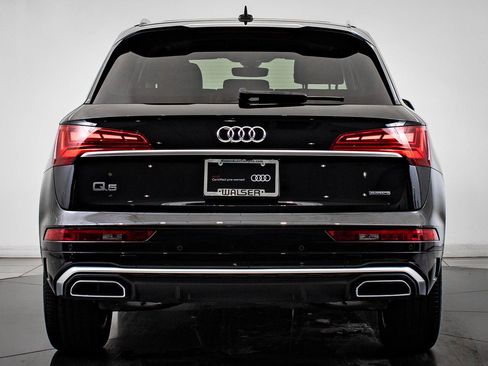 Certified 2024 Audi Q5 2.0T Premium w/ Convenience Package image 7