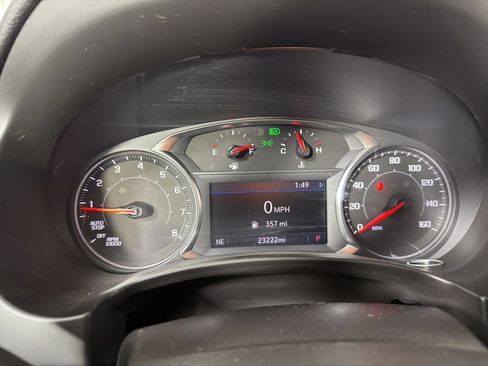 Used 2024 GMC Terrain SLT AWD/4WD image 31