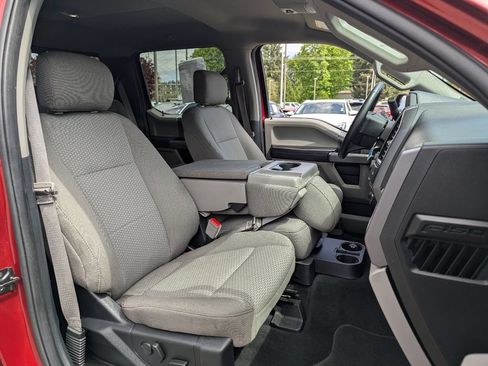 Used 2019 Ford F150 XLT w/ Equipment Group 302A Luxury AWD/4WD image 35