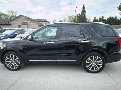 Used 2018 Ford Explorer Platinum AWD/4WD image 8