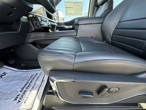 New 2025 Ford F250 Platinum image 12