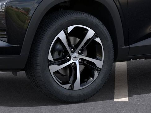 New 2026 Chevrolet Trax RS w/ Driver Confidence Package image 9