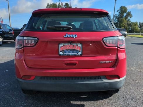 Used 2018 Jeep Compass Sport w/ Tech Group image 5