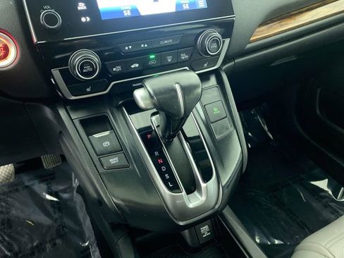 Used 2018 Honda CR-V Touring image 16