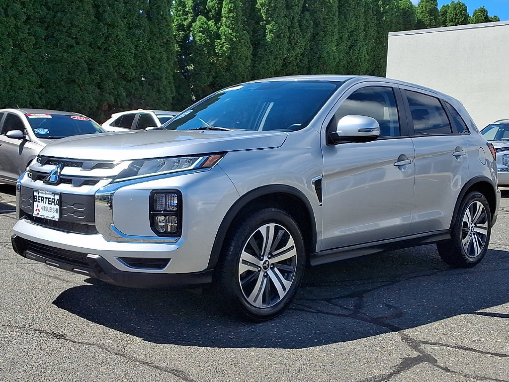 Used 2024 Mitsubishi Outlander Sport ES AWD/4WD image 3