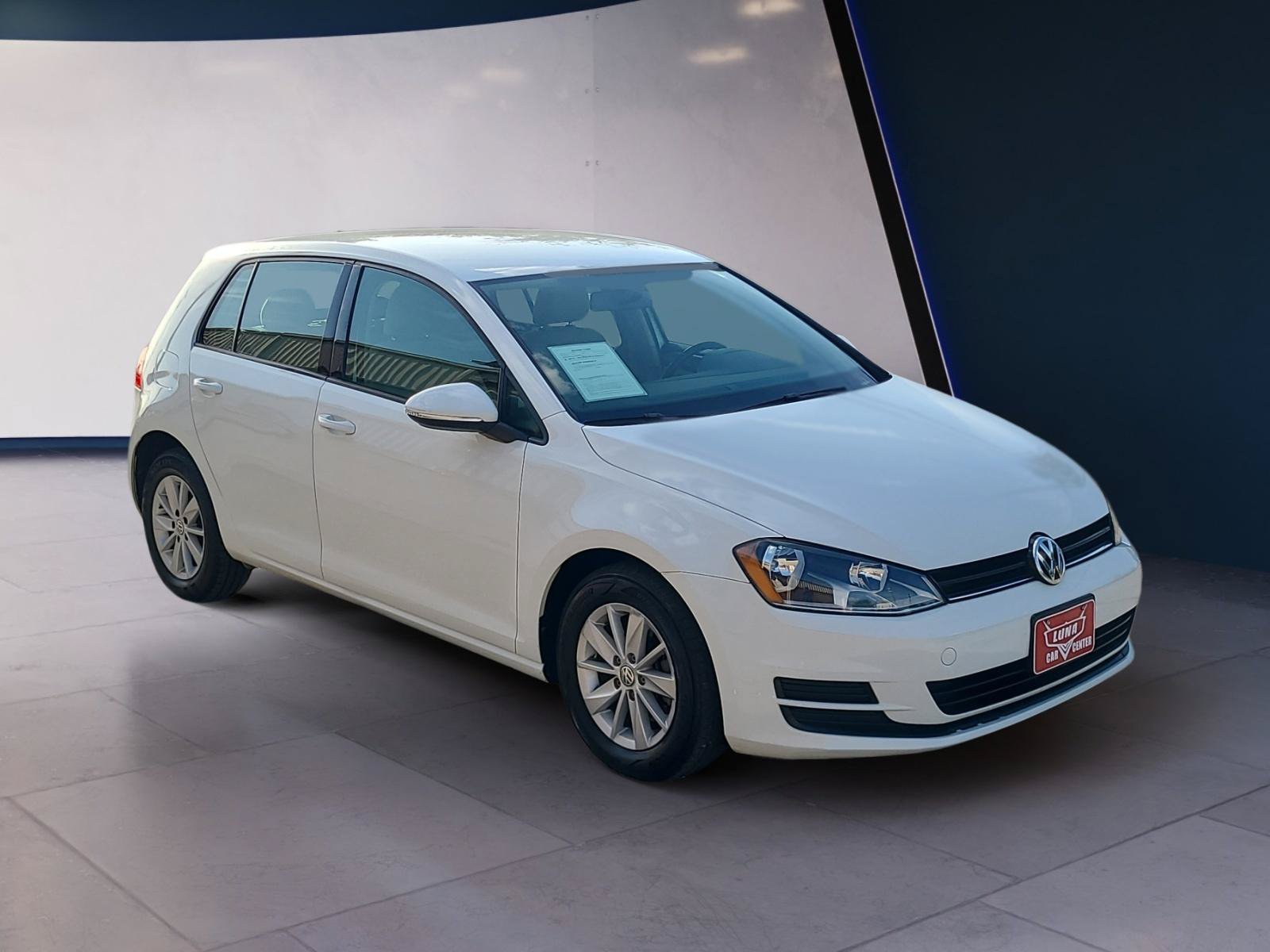 Used 2017 Volkswagen Golf S FWD image 7