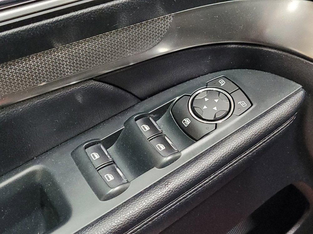 Used 2019 Ford Explorer XLT FWD image 27