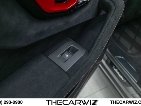 Used 2023 Lamborghini Urus Performante AWD/4WD image 84