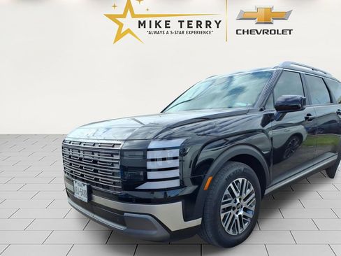 Used 2026 Hyundai Palisade SEL FWD image 1