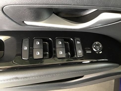 Used 2022 Hyundai Tucson Limited image 36