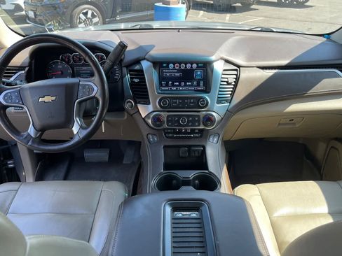 Used 2017 Chevrolet Tahoe LT w/ Luxury Package AWD/4WD image 11