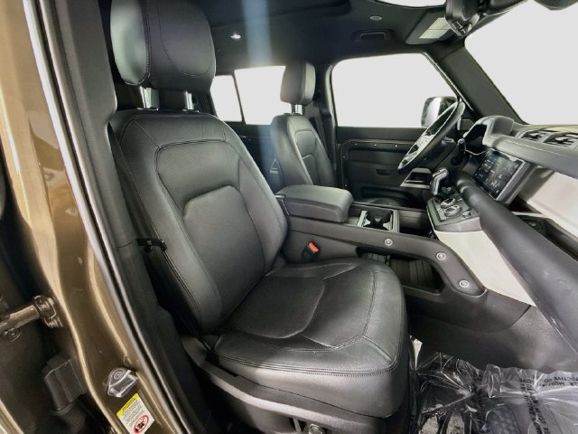 Used 2024 Land Rover Defender 110 S AWD/4WD image 28