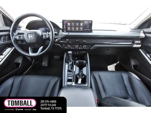 Used 2024 Honda Accord Touring image 10