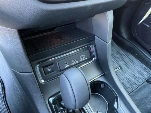 New 2026 Subaru Ascent Limited Bronze image 22