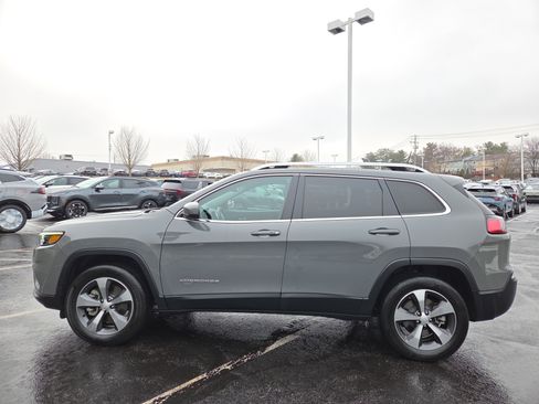 Used 2021 Jeep Cherokee Limited w/ Elite Package image 7