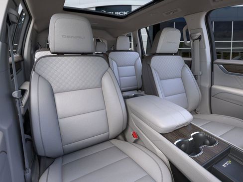 New 2026 GMC Acadia Denali image 16