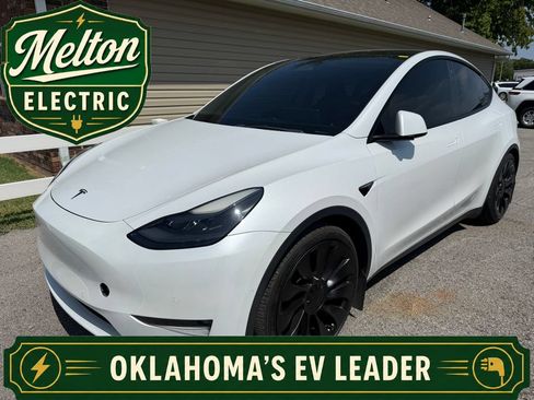 Used 2022 Tesla Model Y Performance AWD/4WD image 1