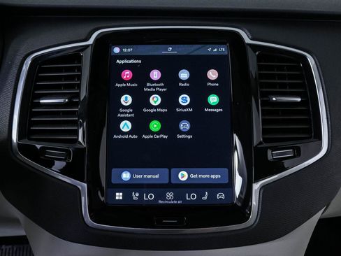 Certified 2024 Volvo XC90 B6 Plus w/ Protection Package Premier AWD/4WD image 13