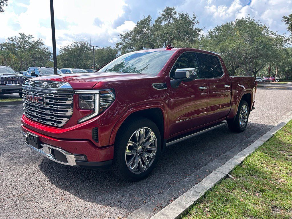 Used 2024 GMC Sierra 1500 Denali w/ Denali Reserve Package AWD/4WD image 2