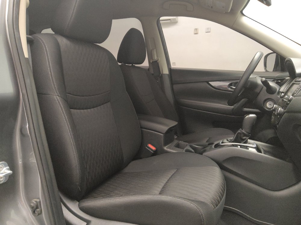 Used 2018 Nissan Rogue S FWD image 21