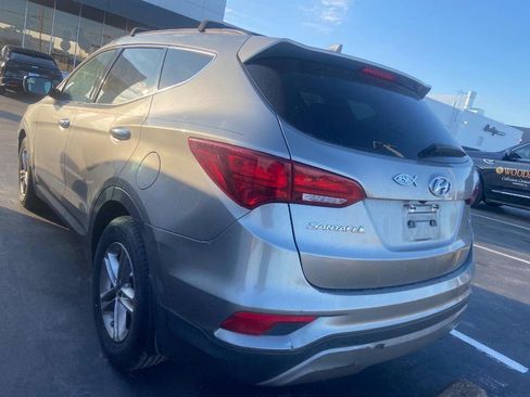 Used 2018 Hyundai Santa Fe Sport w/ 2.4L Value Package 02 image 5