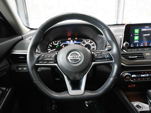Used 2020 Nissan Altima 2.5 Platinum AWD/4WD image 21