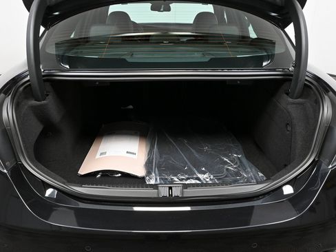 New 2025 Alfa Romeo Giulia w/ Driving Assist Package image 28