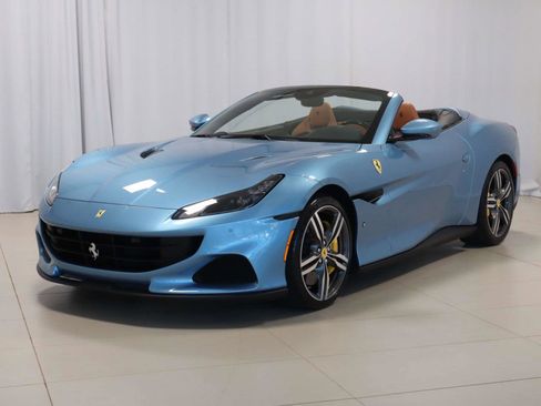 Certified 2022 Ferrari Portofino M image 3