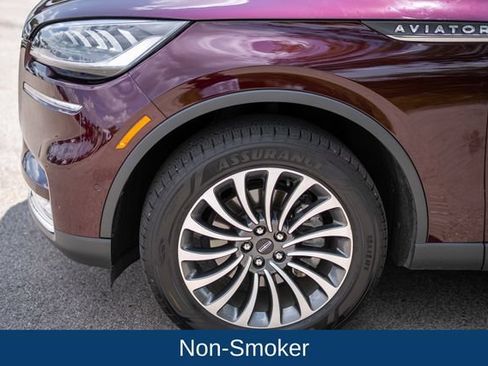 Used 2020 Lincoln Aviator Reserve w/ Elements Package Plus AWD/4WD image 9