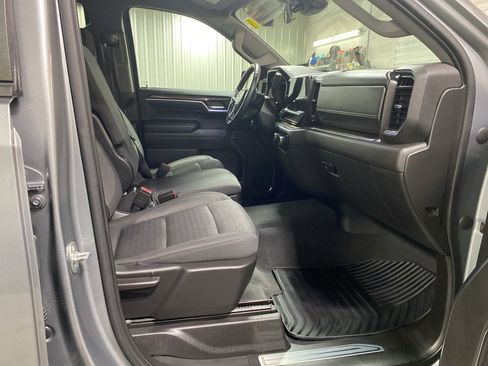 Used 2023 Chevrolet Silverado 1500 LT image 11