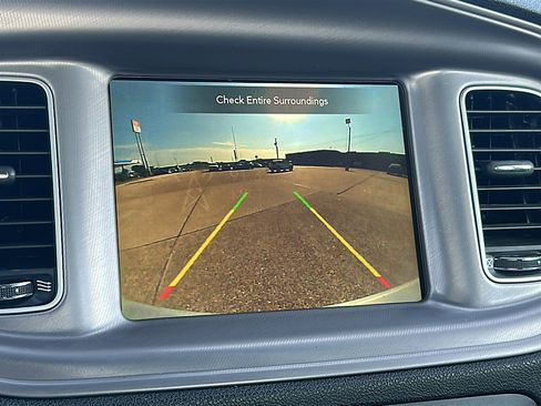 Used 2023 Dodge Charger SXT image 31